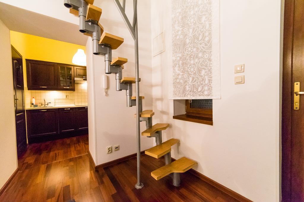 Quiet & Cosy Apt In The Heart Of Old Cracow Krakow Bagian luar foto